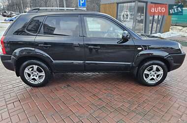Внедорожник / Кроссовер Hyundai Tucson 2009 в Ровно