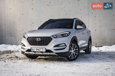 Позашляховик / Кросовер Hyundai Tucson 2016 в Києві