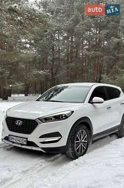 Позашляховик / Кросовер Hyundai Tucson 2017 в Новгород-Сіверському