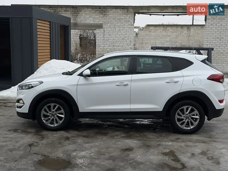 Hyundai Tucson 2016 VIN TMAJ3813DGJ144780 фото оголошення 8 з 113
