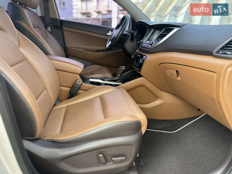 Внедорожник / Кроссовер Hyundai Tucson 2015 в Харькове