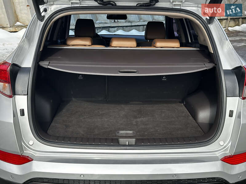 Внедорожник / Кроссовер Hyundai Tucson 2015 в Харькове