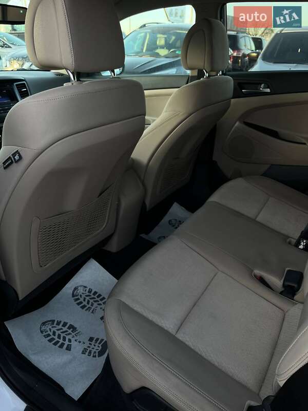 Внедорожник / Кроссовер Hyundai Tucson 2016 в Львове