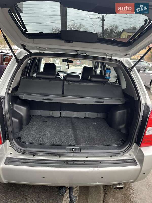 Внедорожник / Кроссовер Hyundai Tucson 2006 в Львове фото 17 Внедорожник / Кроссовер Hyundai Tucson 2006 в Львове