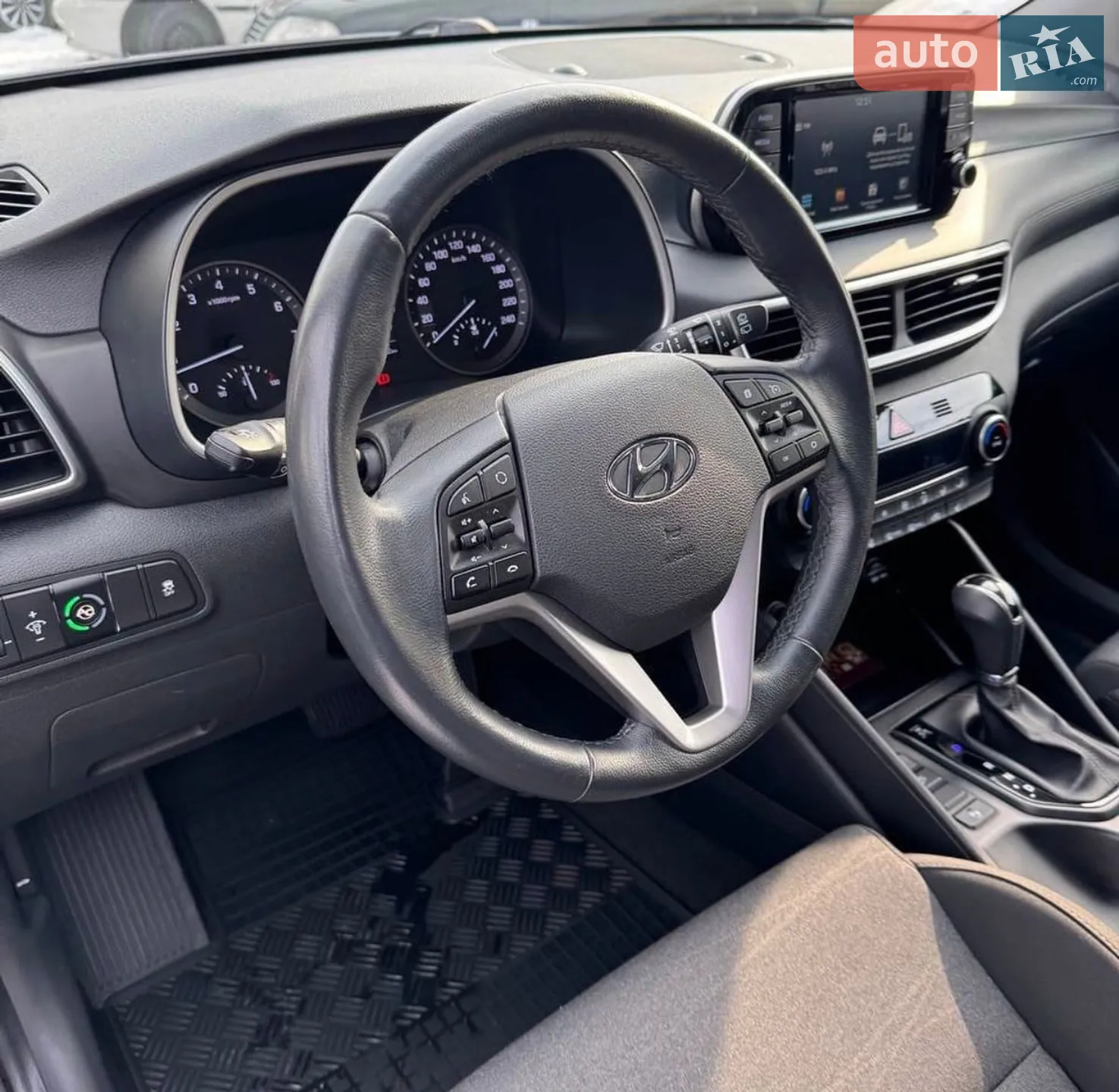 2019 Hyundai Tucson - фото 1
