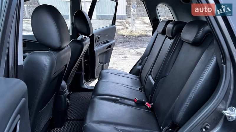 Внедорожник / Кроссовер Hyundai Tucson 2008 в Желтых Водах фото 17 Внедорожник / Кроссовер Hyundai Tucson 2008 в Желтых Водах