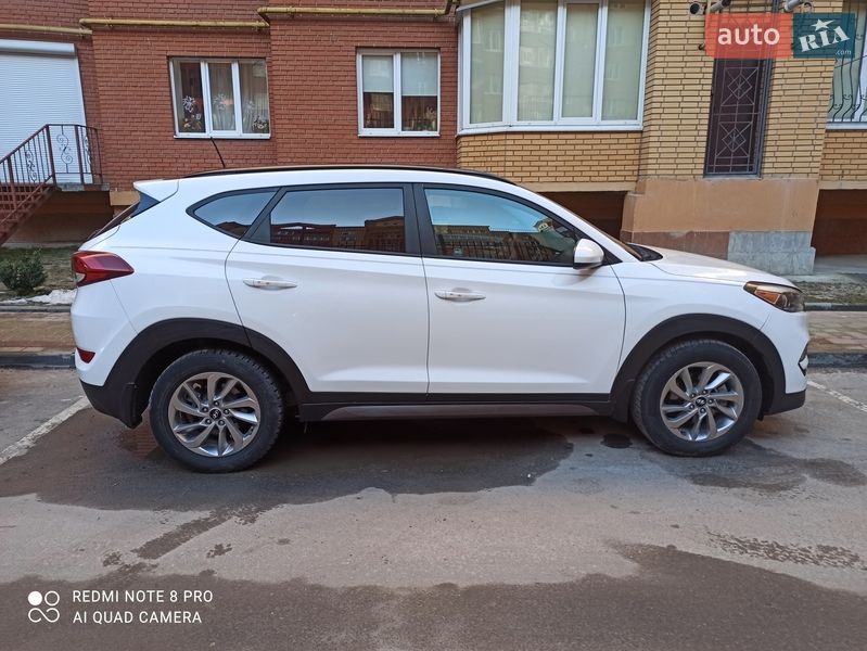 Внедорожник / Кроссовер Hyundai Tucson 2016 в Тернополе