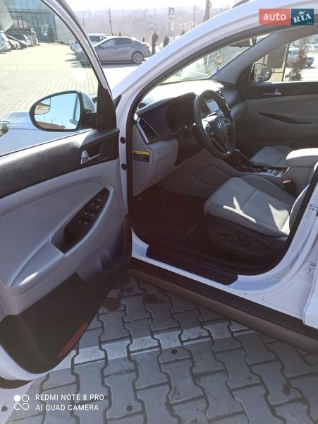 Внедорожник / Кроссовер Hyundai Tucson 2016 в Тернополе