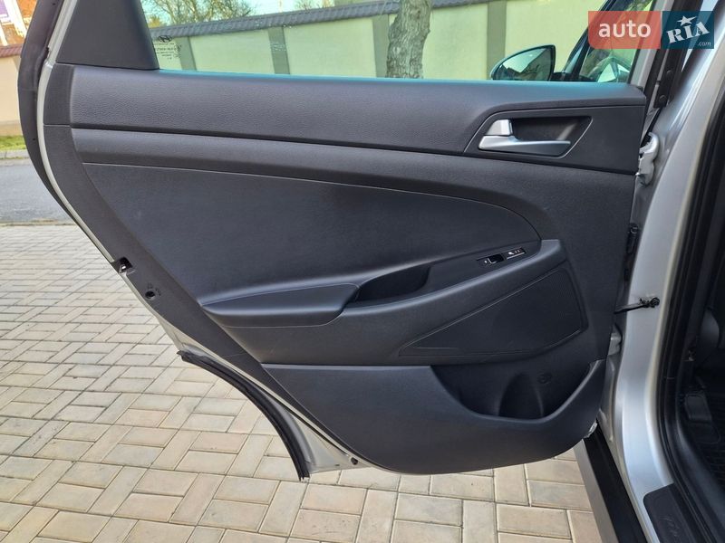 Внедорожник / Кроссовер Hyundai Tucson 2016 в Одессе