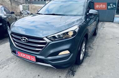 Внедорожник / Кроссовер Hyundai Tucson 2015 в Киеве