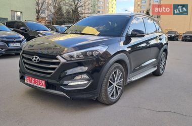 Позашляховик / Кросовер Hyundai Tucson 2016 в Києві