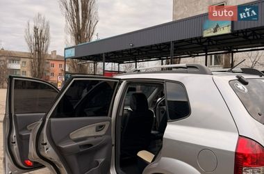 Внедорожник / Кроссовер Hyundai Tucson 2004 в Раздельной