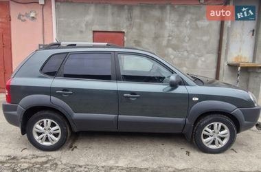 Позашляховик / Кросовер Hyundai Tucson 2011 в Хмельницькому