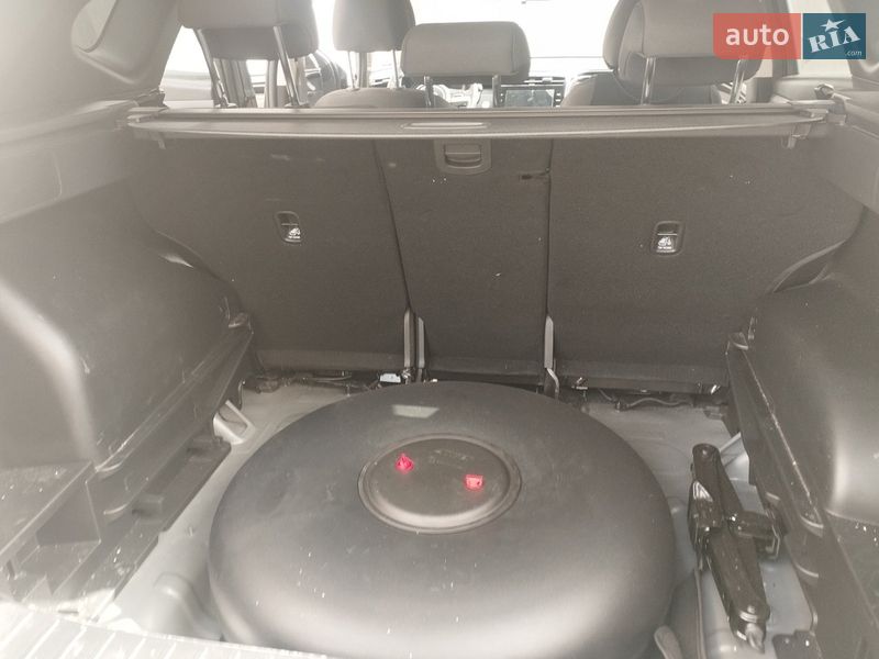 Внедорожник / Кроссовер Hyundai Tucson 2023 в Киеве