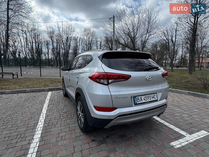 Внедорожник / Кроссовер Hyundai Tucson 2016 в Кропивницком