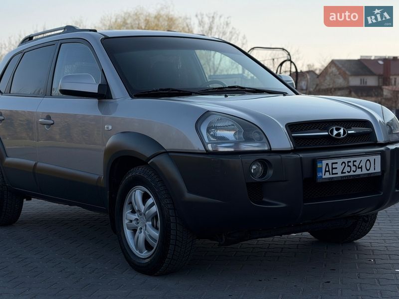 Внедорожник / Кроссовер Hyundai Tucson 2008 в Зборове