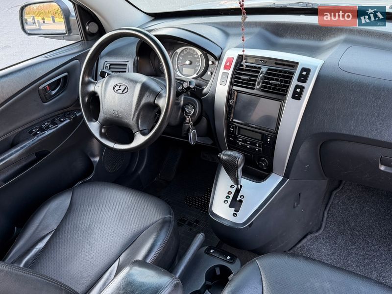 Внедорожник / Кроссовер Hyundai Tucson 2008 в Зборове