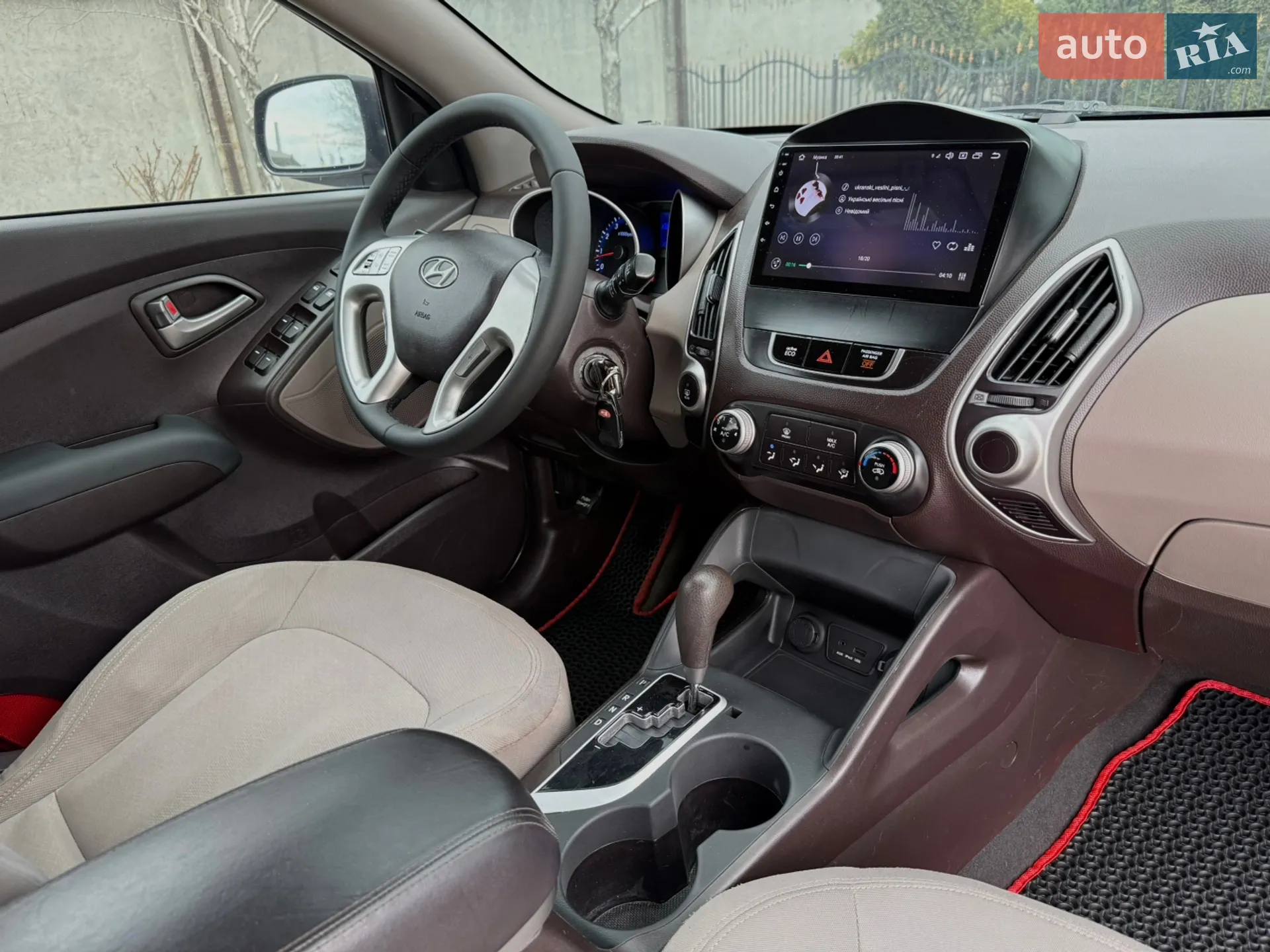 2011 Hyundai Tucson - мініатюра 19