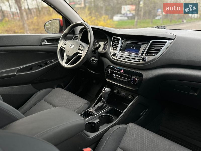 Позашляховик / Кросовер Hyundai Tucson 2016 в Умані