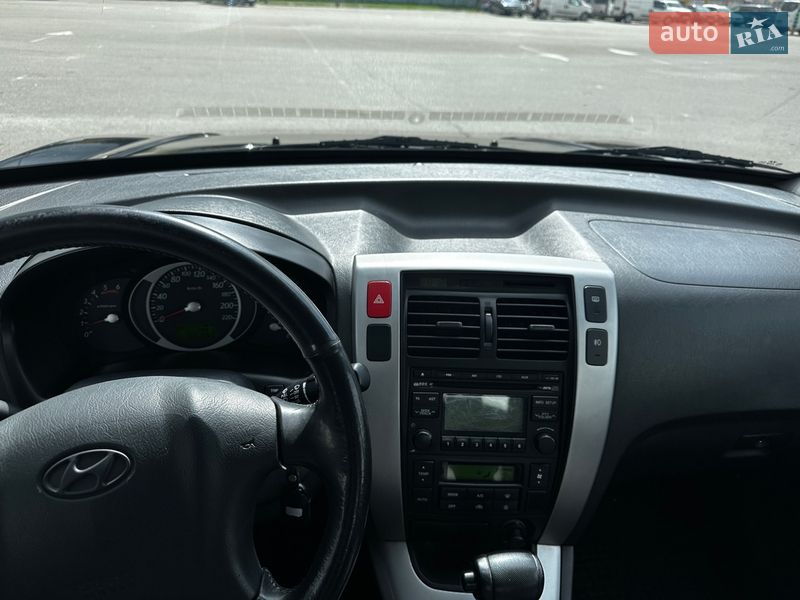 Позашляховик / Кросовер Hyundai Tucson 2008 в Києві