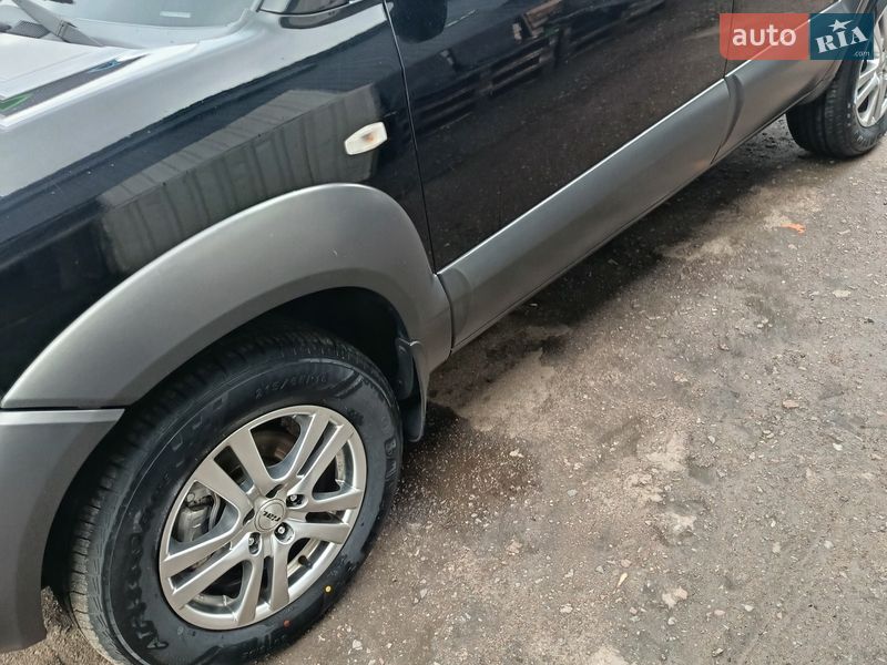 Внедорожник / Кроссовер Hyundai Tucson 2007 в Яготине