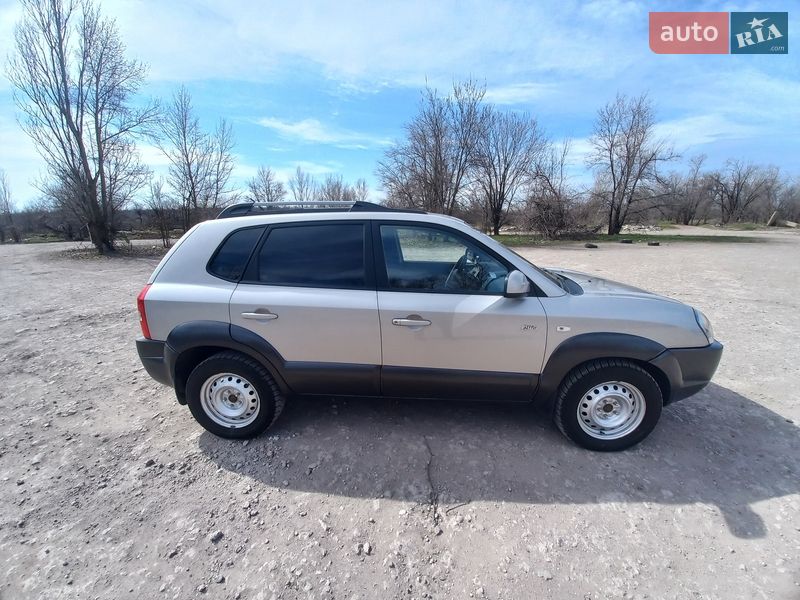 Внедорожник / Кроссовер Hyundai Tucson 2008 в Кривом Роге