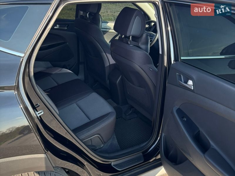 Внедорожник / Кроссовер Hyundai Tucson 2018 в Южноукраинске