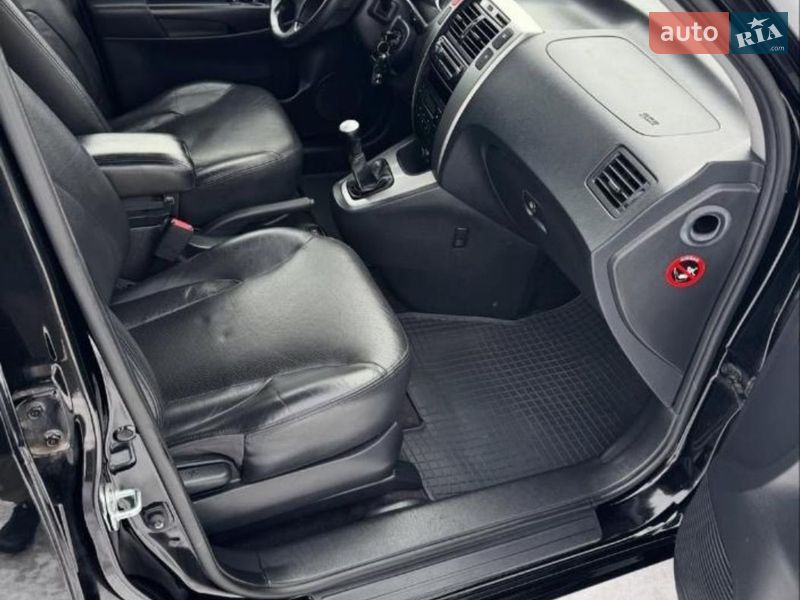 Внедорожник / Кроссовер Hyundai Tucson 2009 в Харькове фото 14 Внедорожник / Кроссовер Hyundai Tucson 2009 в Харькове