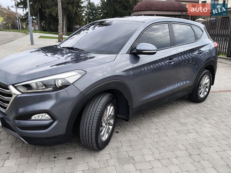 Позашляховик / Кросовер Hyundai Tucson 2016 в Старокостянтинові