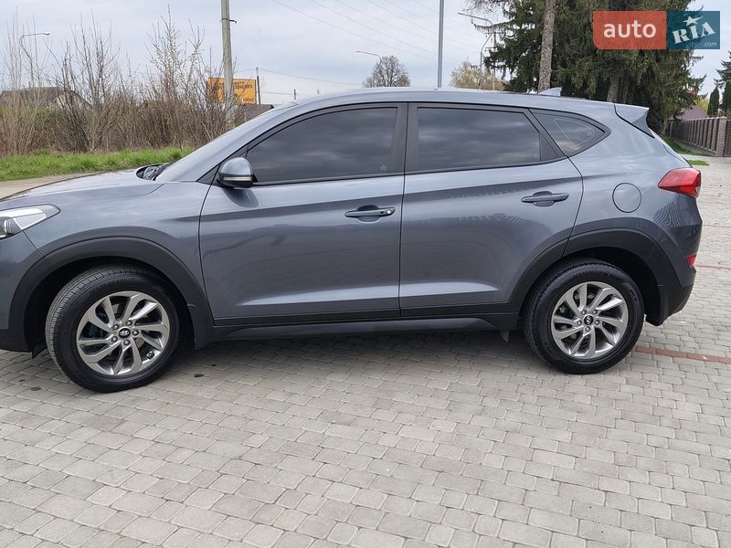 Позашляховик / Кросовер Hyundai Tucson 2016 в Старокостянтинові