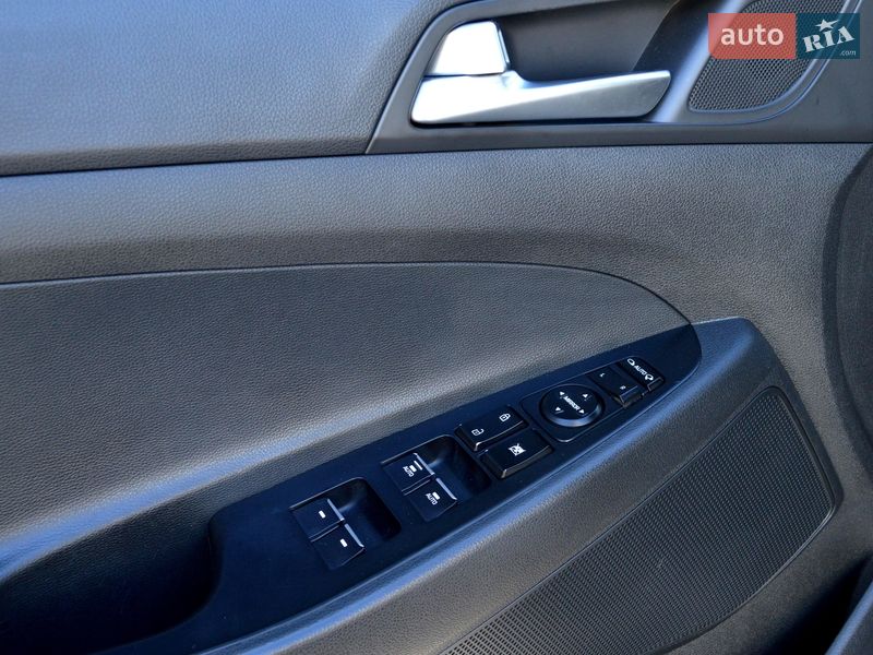 Позашляховик / Кросовер Hyundai Tucson 2019 в Одесі