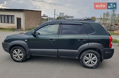Внедорожник / Кроссовер Hyundai Tucson 2010 в Ровно