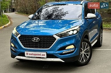 Внедорожник / Кроссовер Hyundai Tucson 2016 в Белогородке