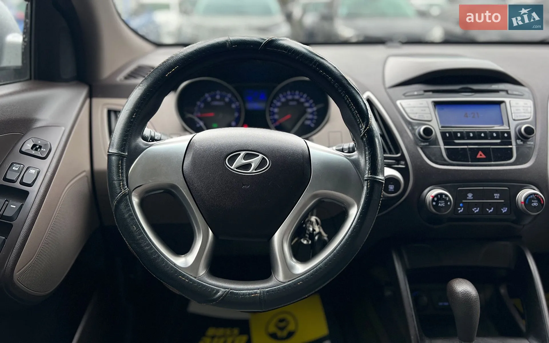 2010 Hyundai Tucson - мініатюра 11