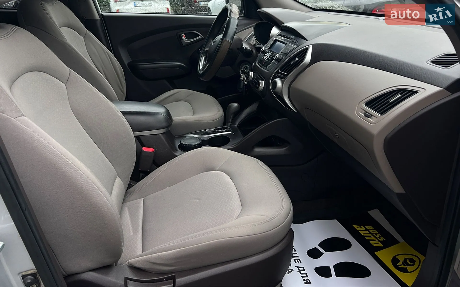 2010 Hyundai Tucson - мініатюра 15