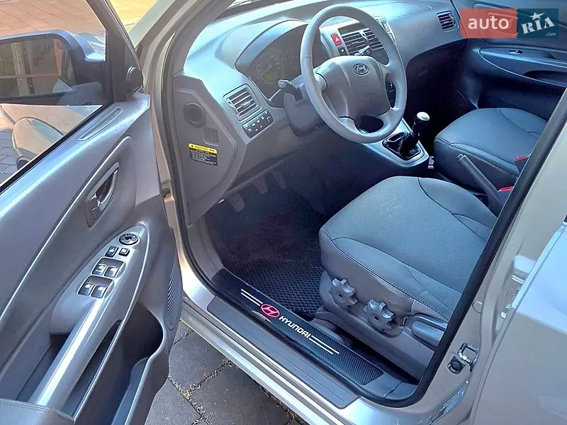 Hyundai Tucson 2005 VIN KMHJN81VP5U233596 фото оголошення 11 з 70