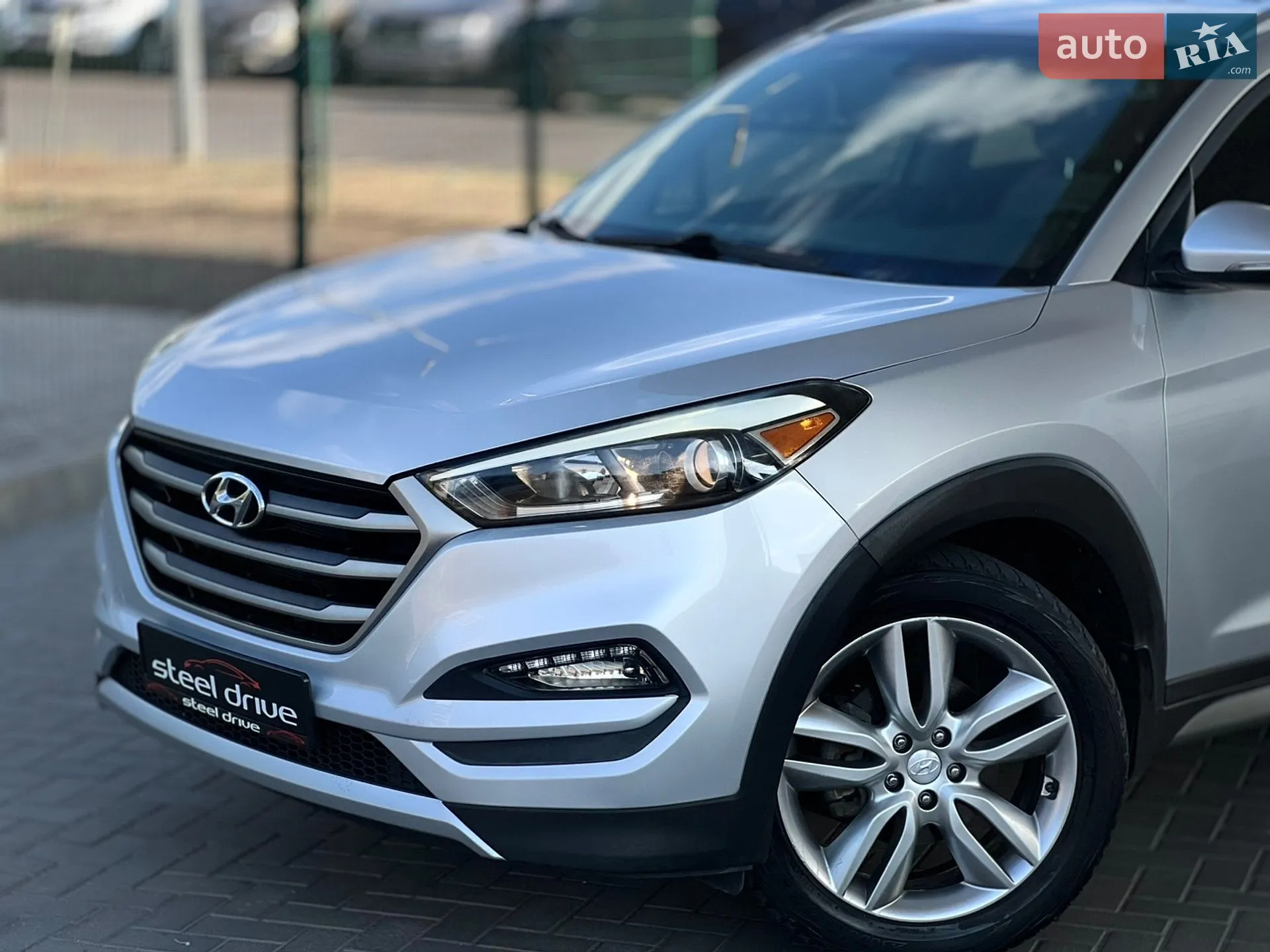 2016 Hyundai Tucson - фото 1