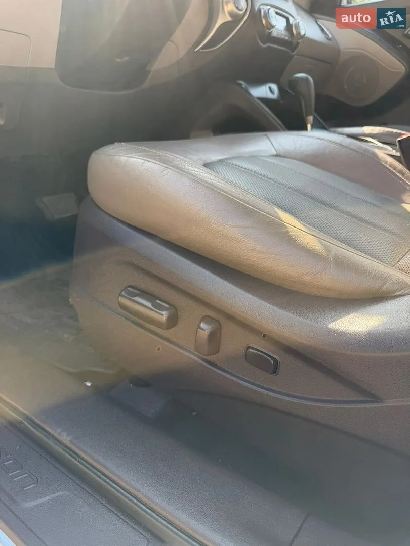 2010 Hyundai Tucson - мініатюра 28