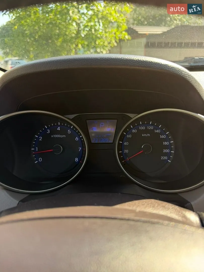 2010 Hyundai Tucson - мініатюра 44