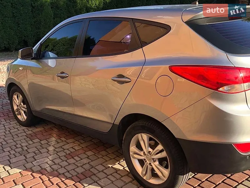 Hyundai Tucson 2011