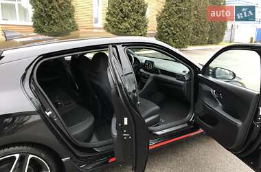 Хэтчбек Hyundai Veloster 2019 в Киеве