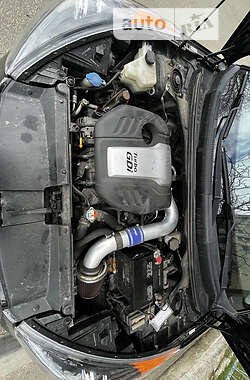 Хетчбек Hyundai Veloster 2012 в 