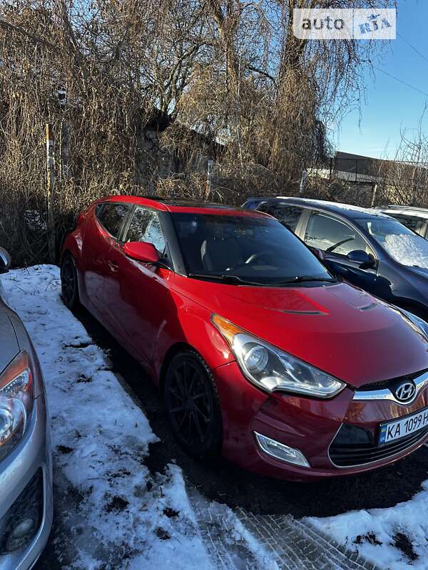 Хэтчбек Hyundai Veloster 2012 в Полтаве