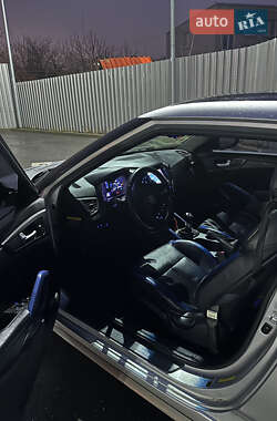 Хэтчбек Hyundai Veloster 2012 в 