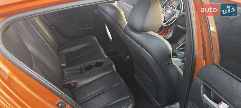 Хетчбек Hyundai Veloster 2015 в Кривому Розі