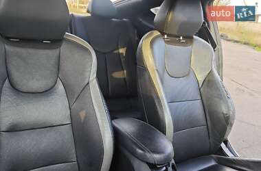 Хэтчбек Hyundai Veloster 2015 в Кривом Роге