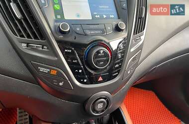 Хэтчбек Hyundai Veloster 2016 в 
