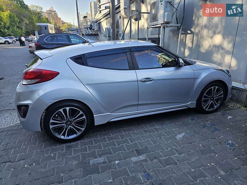 Hyundai Veloster 2016