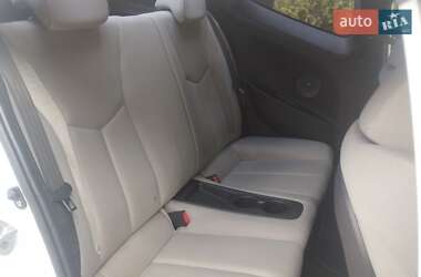 Хэтчбек Hyundai Veloster 2012 в 