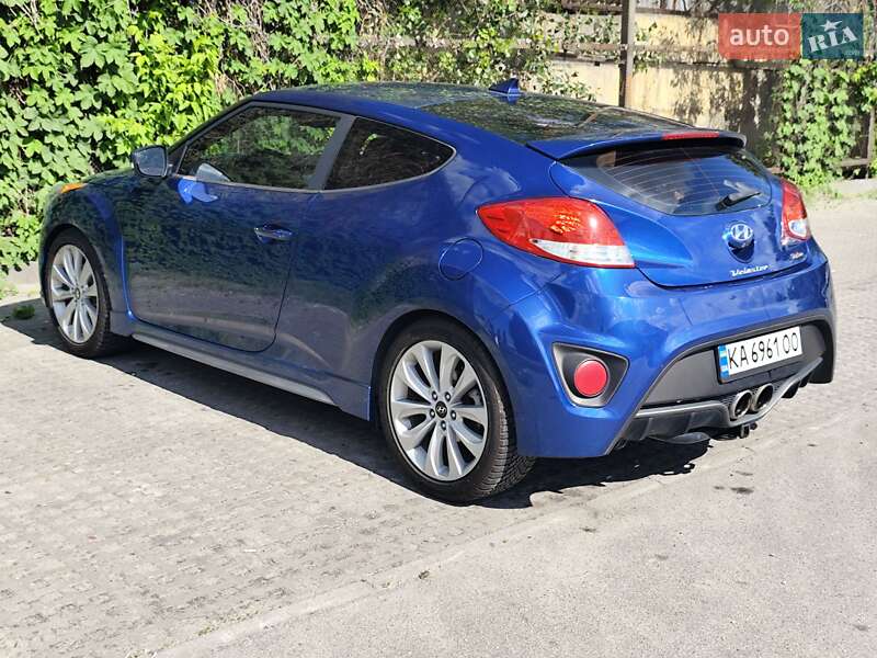 Хэтчбек Hyundai Veloster 2016 в Киеве фото 3 Хэтчбек Hyundai Veloster 2016 в Киеве